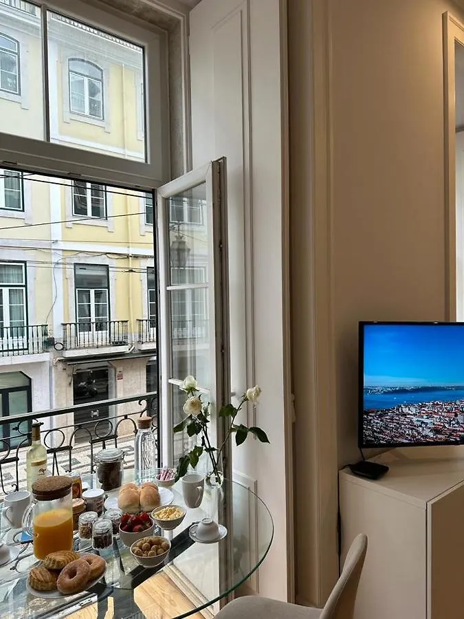 Luxuoso Quarto Com Varanda Em Lisboa