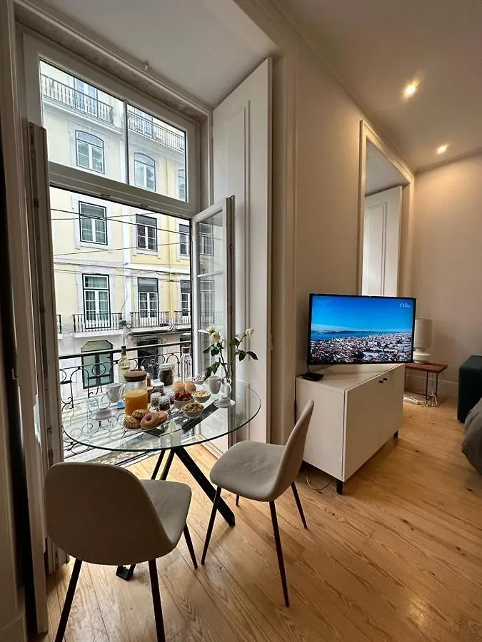 Luxuoso Quarto Com Varanda Em Lisboa منزل للإقامة