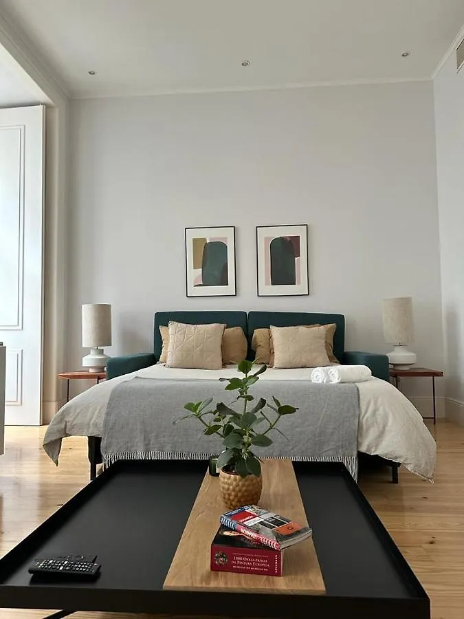 Homestay Luxuoso Quarto Com Varanda Em Lisboa